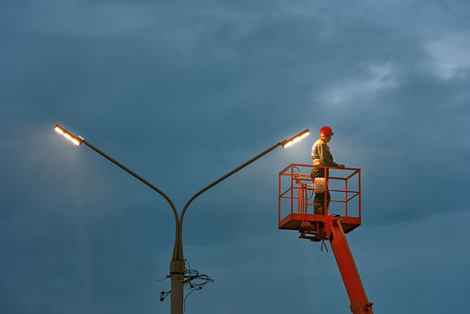 ILLUMINAZIONE URBANA PER LA TUA CITTÀ